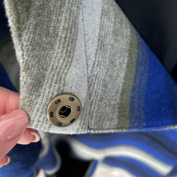 Old Navy coat! - Picture 3 of 6